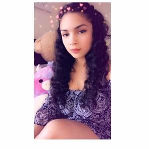 Meet your Posher, Mely